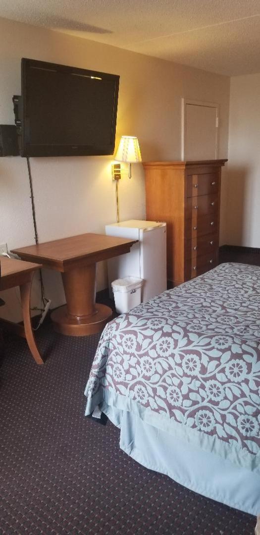 Americas Best Value Inn Holly Springs Buitenkant foto
